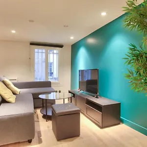 Studio Republique Saint Martin Apartment Paris